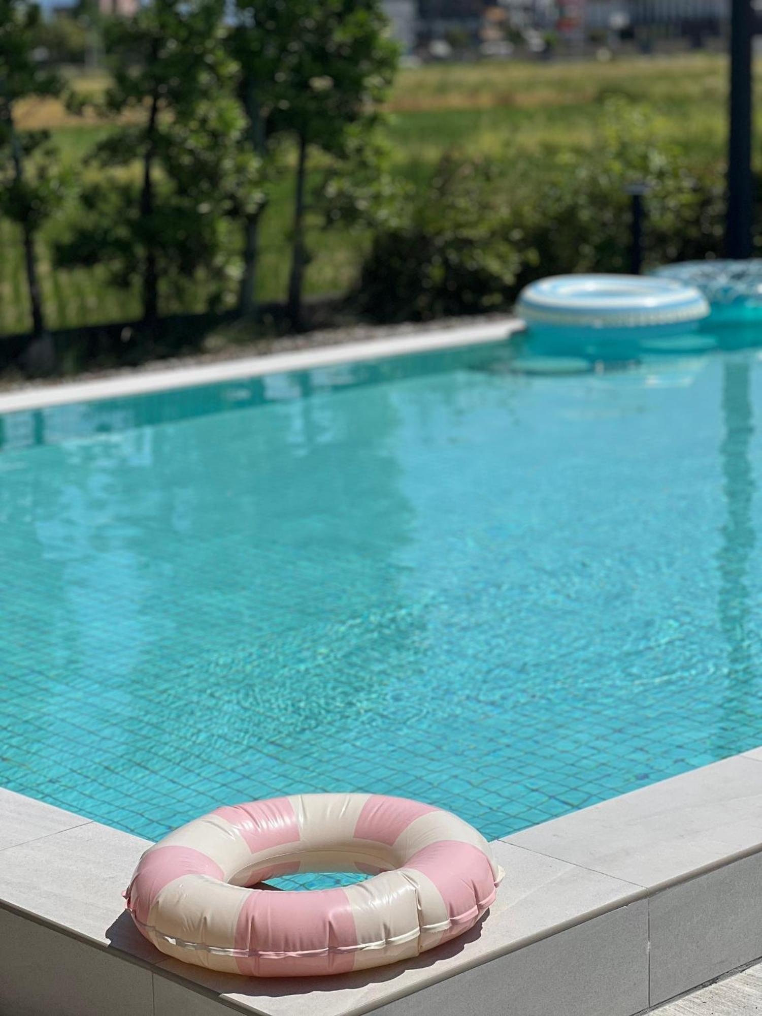 Wei Wei Chu B&B Zhuangwei Dış mekan fotoğraf